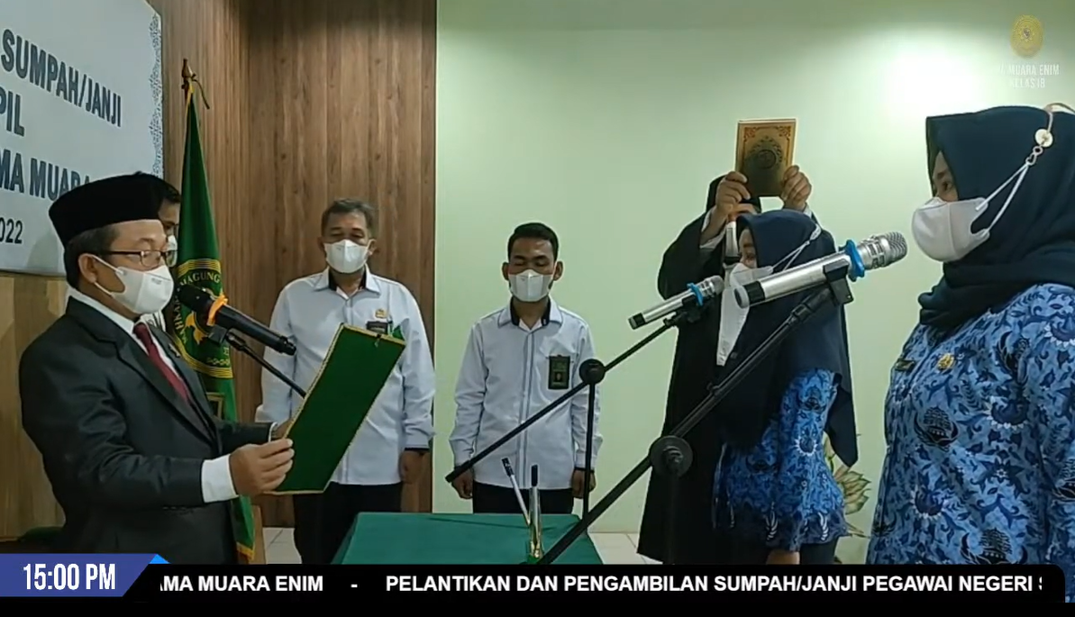 Pelantikan dan pengambilan Sumpah Janji PNS Pengadilan Agama Muara Enim